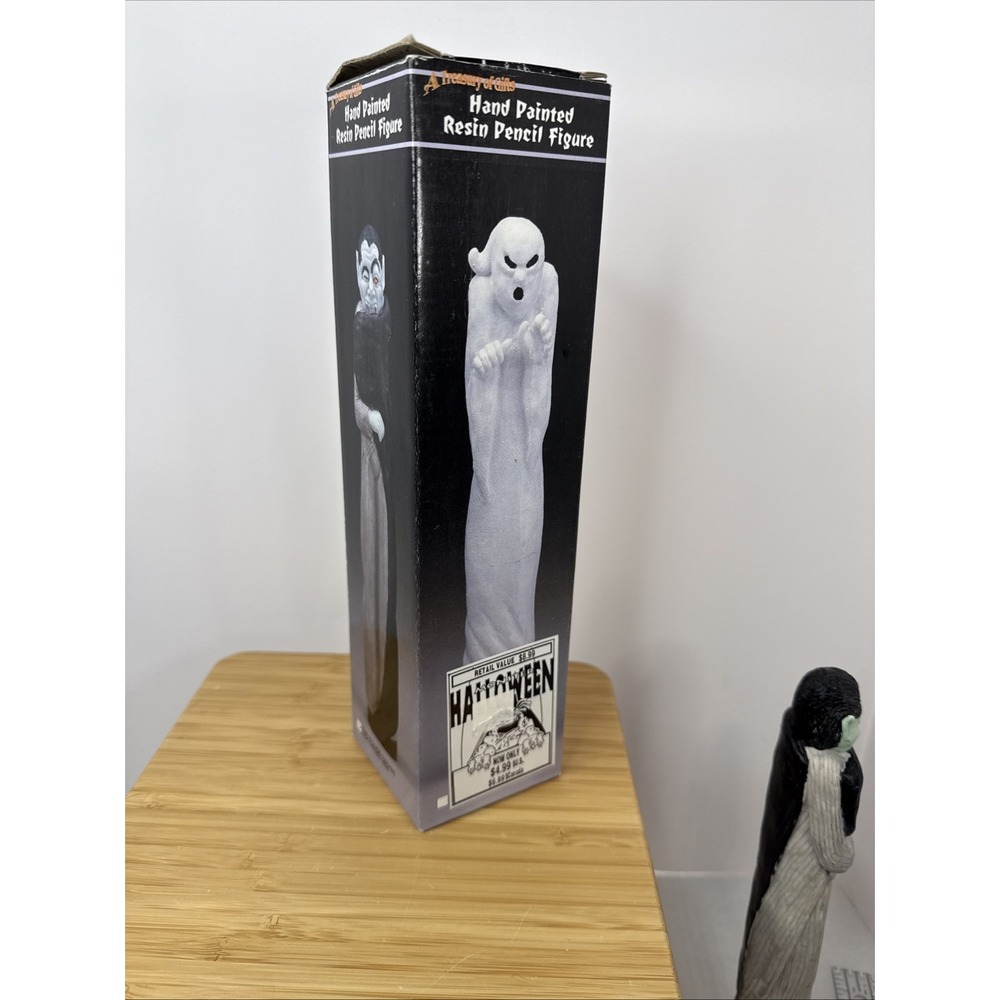 VTG 90s Vampire Halloween Hand Painted Resin Pencil Figure 10" Artmark With Box - Picture 10 of 13